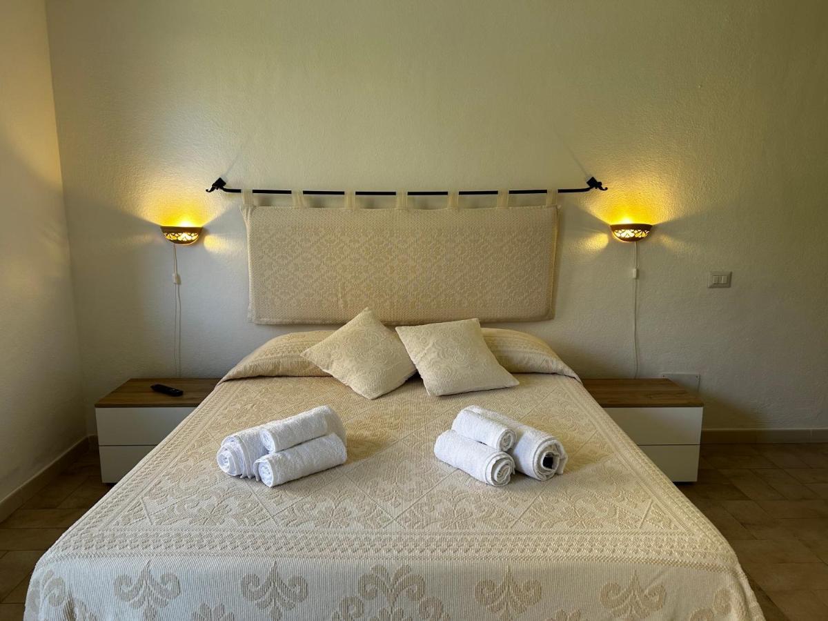 B&B La Pintadera Santa Teresa Gallura Buitenkant foto