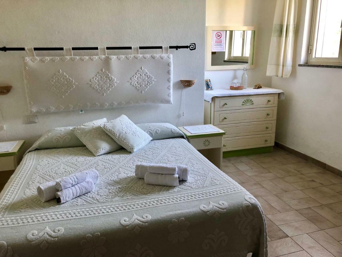 B&B La Pintadera Santa Teresa Gallura Buitenkant foto